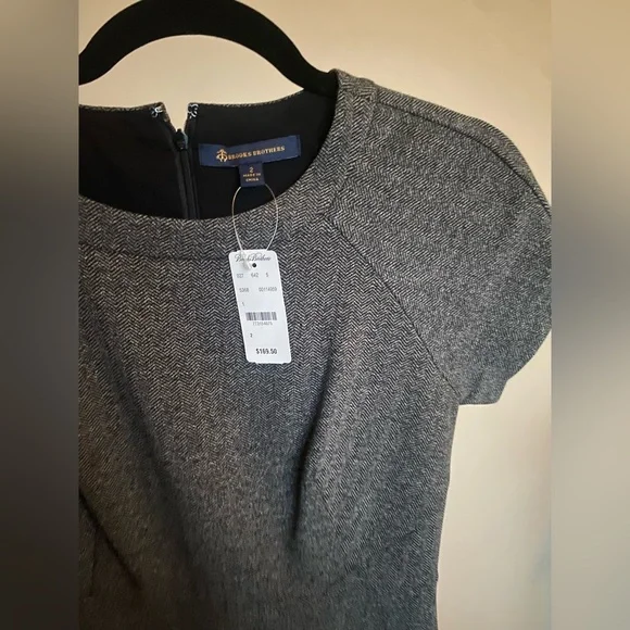 Brooks Brothers Gray Tweed Fitted Bodycon Dress - Sz 2 - Picture 5 of 6
